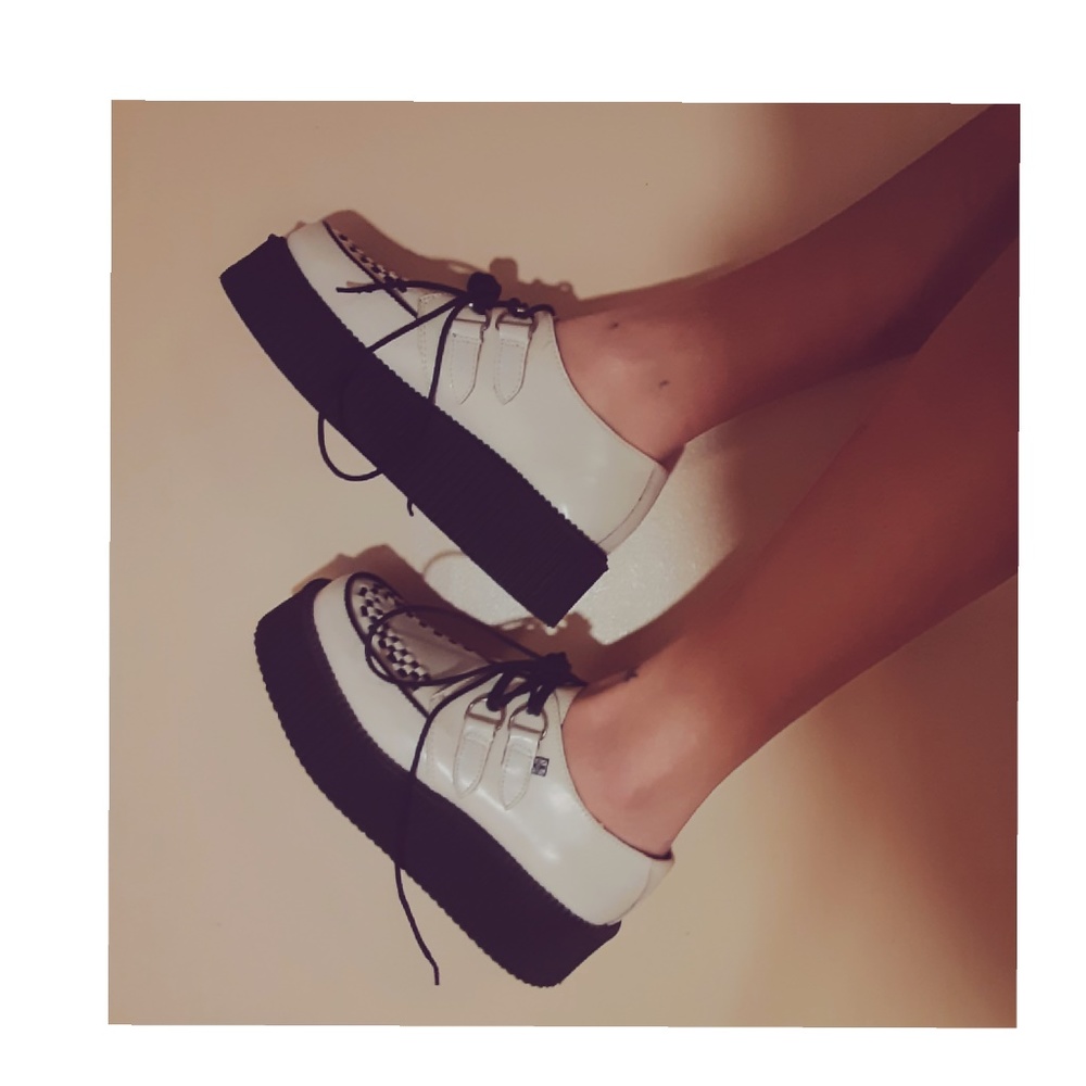 T.U.K White Creepers
